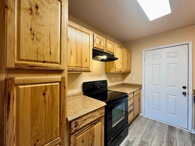 Building Photo - 2 Bed/ 2 Bath Home in Sulphur Rock