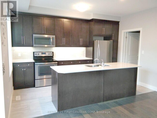 Photo du bâtiment - 1960 Dalmagarry Rd