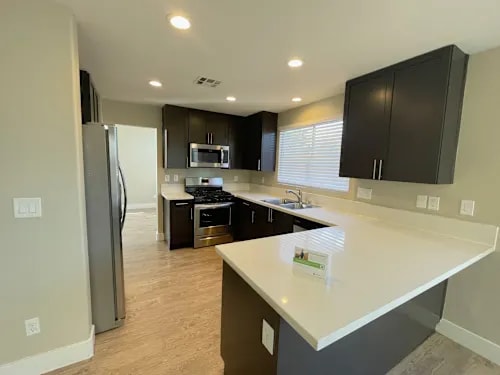 Foto del edificio - 4418 Kalamazoo St
