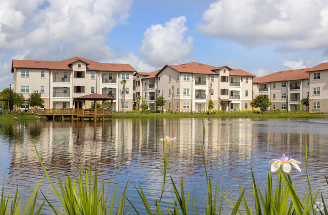 Edificio - Tuscan Reserve Apartments