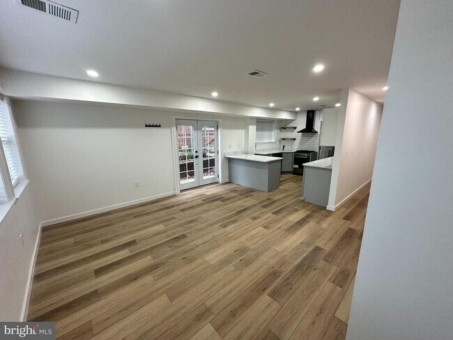 Foto del edificio - 222 Webster St NE