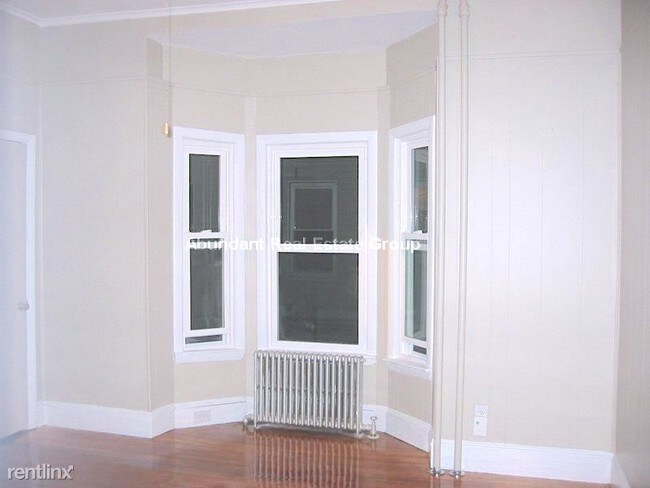 Foto del edificio - 73 Newbury St