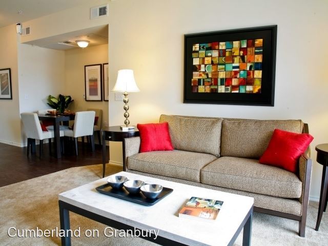 Foto principal - 6850 Granbury Rd