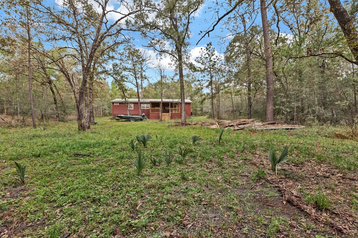 Building Photo - 271 Shoreline Dr