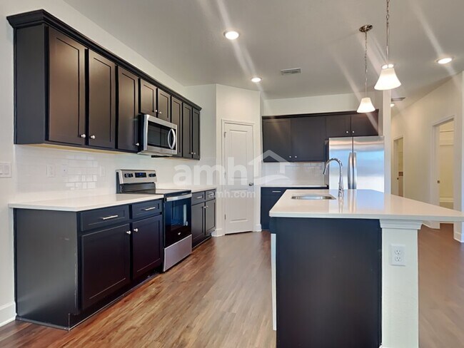 Foto del edificio - 2928 Rolling Acres Rd