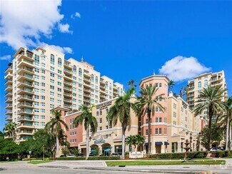 Building Photo - 1030 Seminole Dr