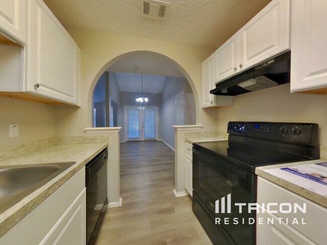 Building Photo - 3107 Lucida Ln