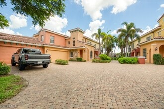 Building Photo - 8509 Via Garibaldi Cir