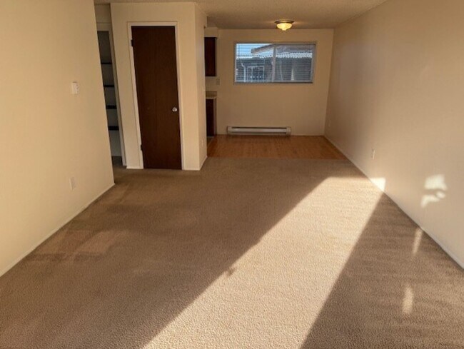 Foto del edificio - Hare 2408 7 unit - Everett