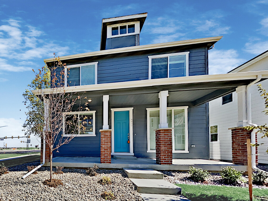 Foto principal - 4499 Crestone Peak Street