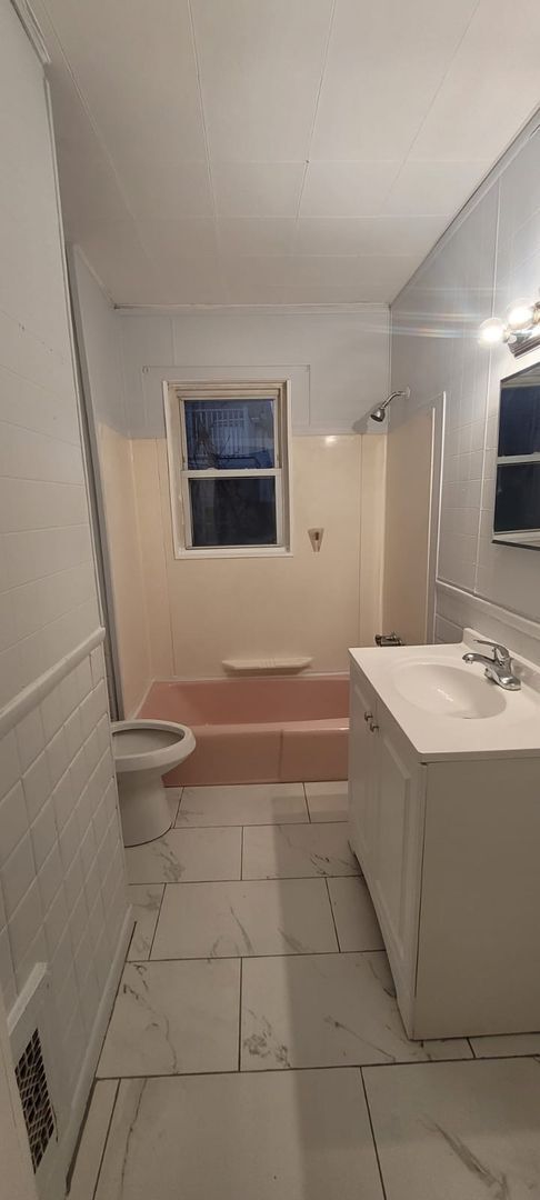 Foto del edificio - 331-333 Grove Street