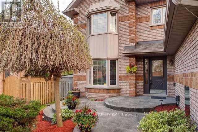 Building Photo - 1160 Thoresby Dr