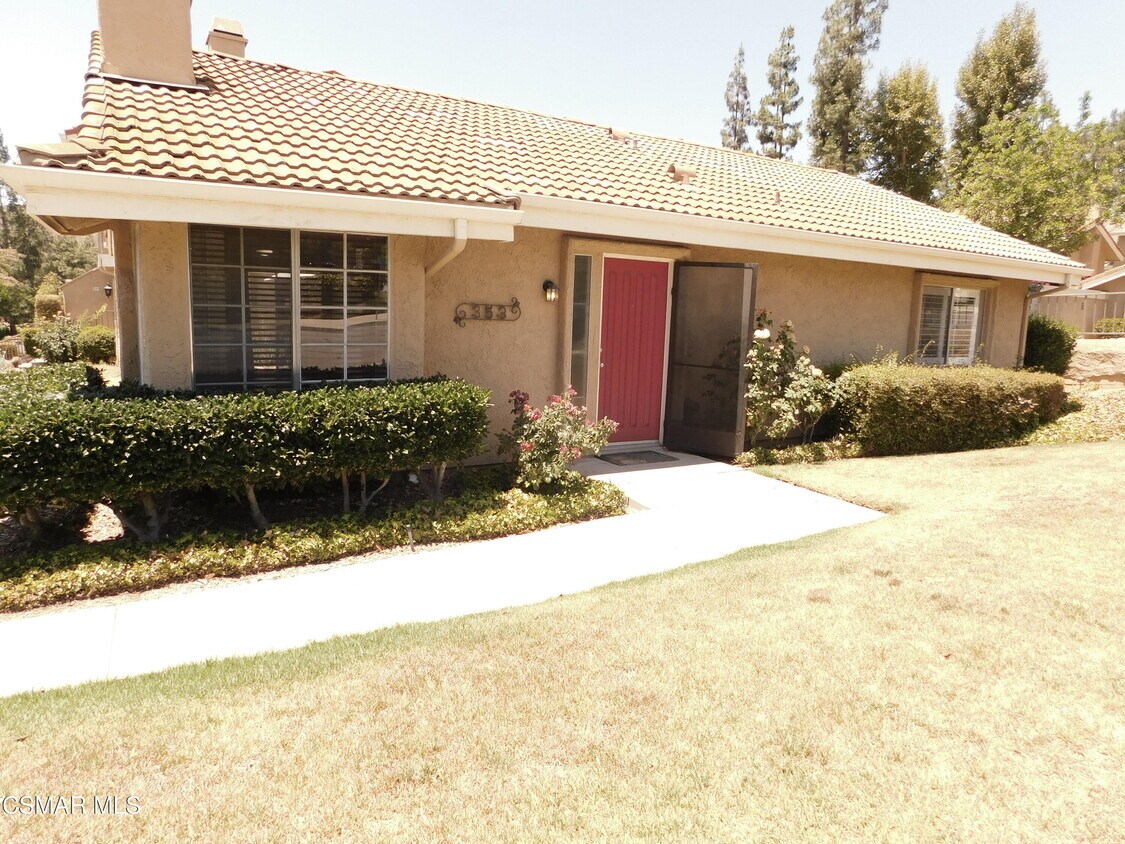 353 Sprucewood Ave, Oak Park, CA 91377 Townhome Rentals in Oak Park