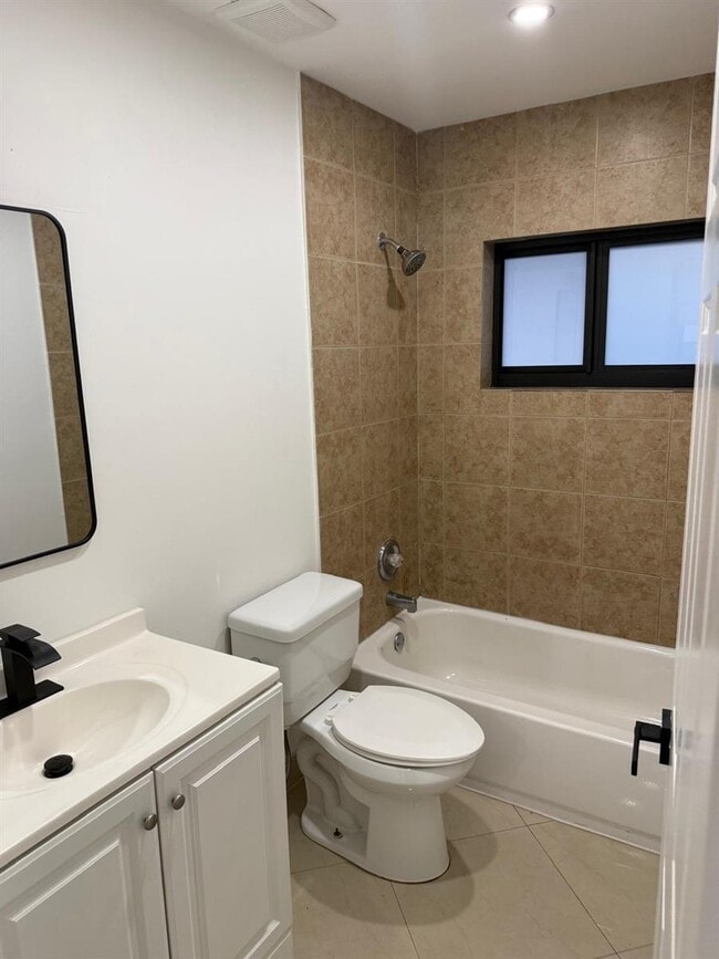 Building Photo - Tyler Street, Hollywood, FL 33024 - 3 BR 2 BA house