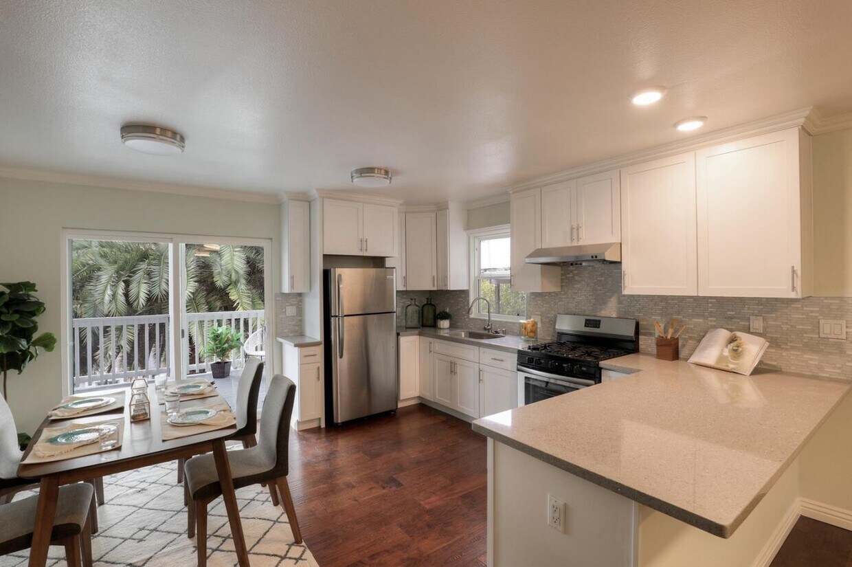 Foto principal - 675 Santa Ray Ave
