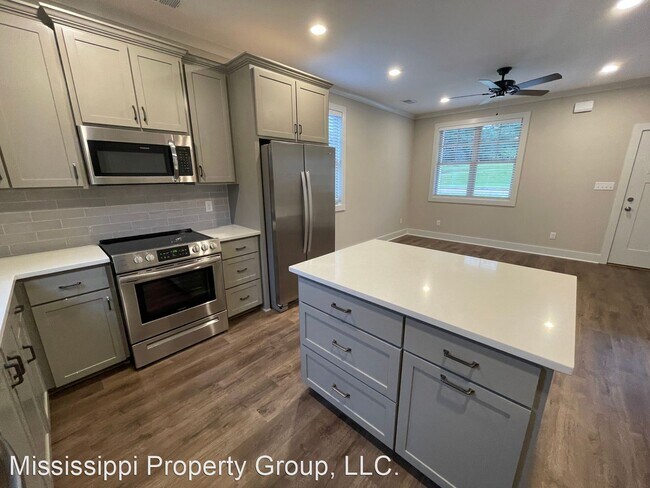 Foto del edificio - 2 br, 2 bath House - 1212 Ivy Road
