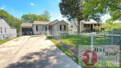 Building Photo - 7037 Askew Ave