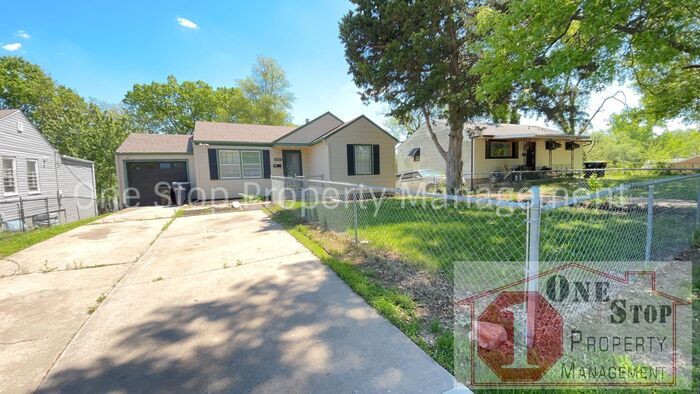 Primary Photo - Beautiful 3 Bedroom 2 Bathroom in Kansas City