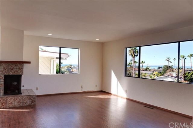 Building Photo - 159 W Avenida De Los Lobos Marinos