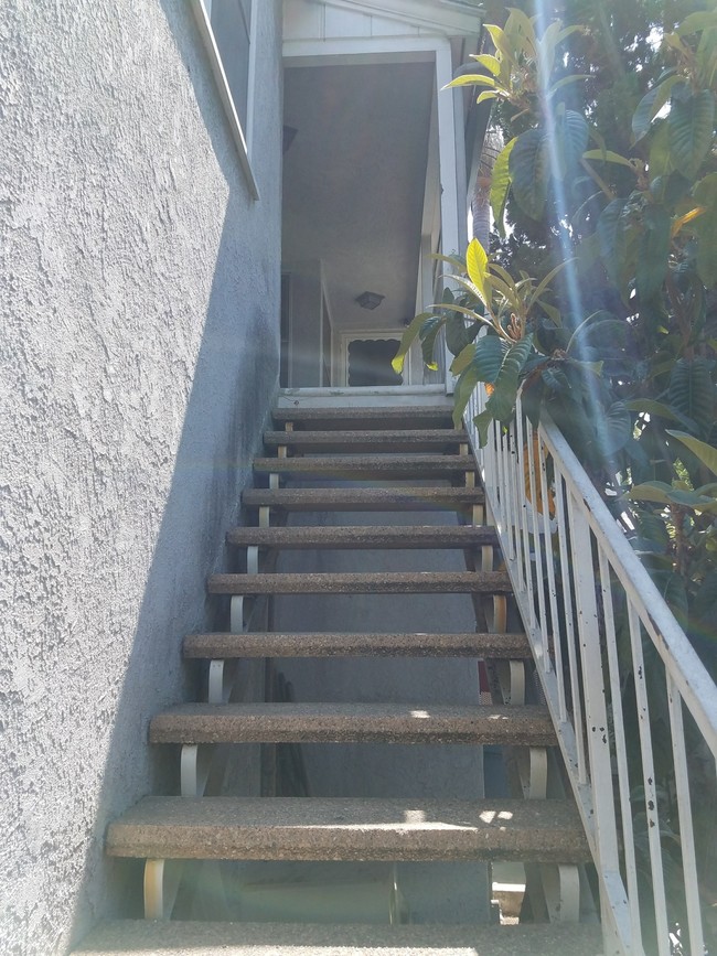 Foto del edificio - 228 N Locust St