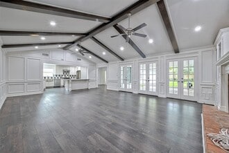 Building Photo - 5319 S Braeswood Blvd