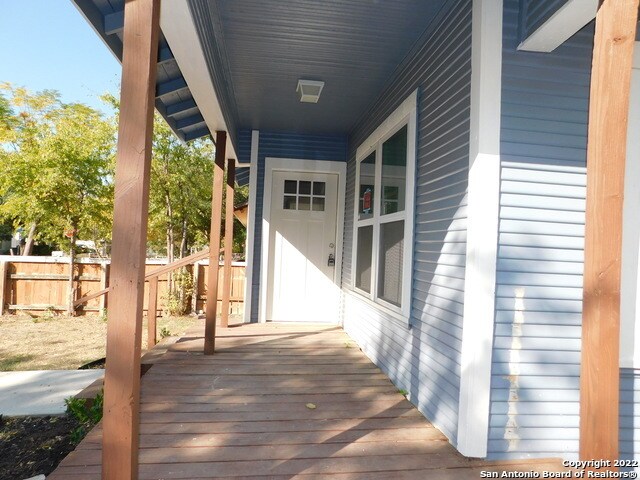 Building Photo - 1535 W Wildwood Dr