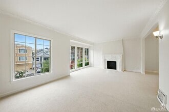 Building Photo - 1720 Quesada Ave