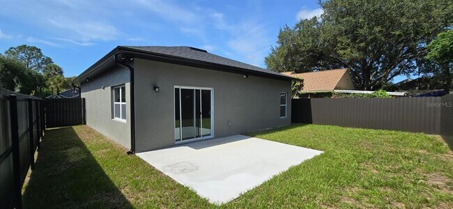 Foto del edificio - 13911 Ginger Creek Blvd