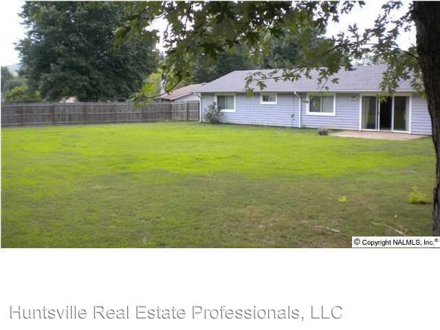 Building Photo - 3 br, 2 bath House - 2002 Tupelo Dr. SE