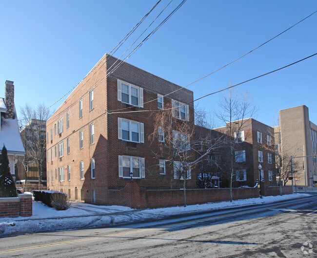 Foto del edificio - 833 Summer St