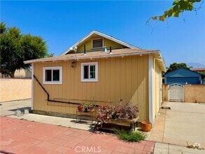 Building Photo - 153 S Muscatel Ave