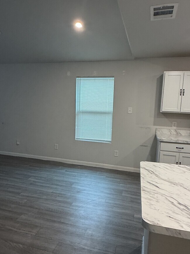 Foto del edificio - 89 Rd 51026