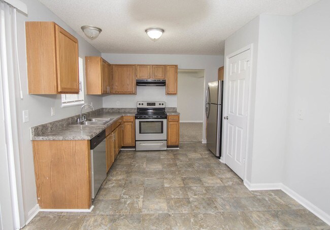 Building Photo - Growing Family? This Home is Waiting for You!