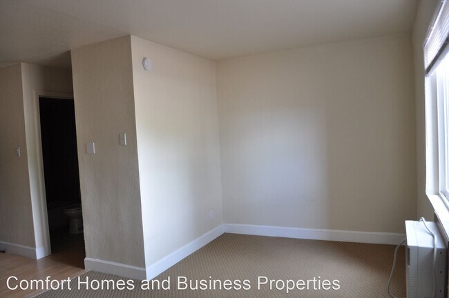 Building Photo - 1710 Coal Pl SE