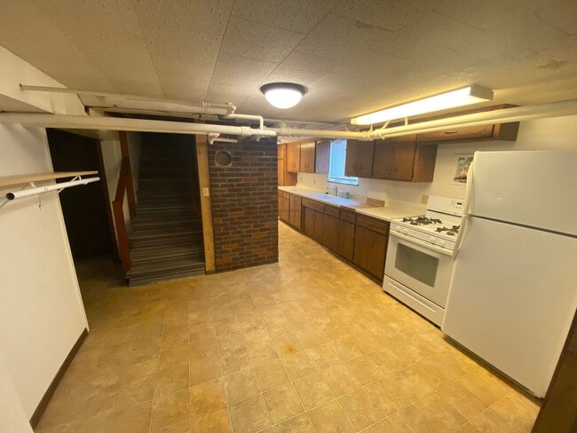 Building Photo - 4548 Hwy 61