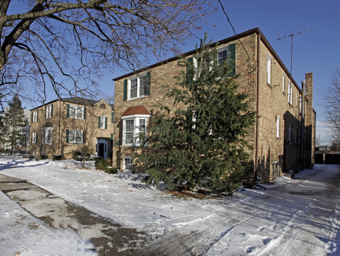 Building Photo - 6507 7th Ave