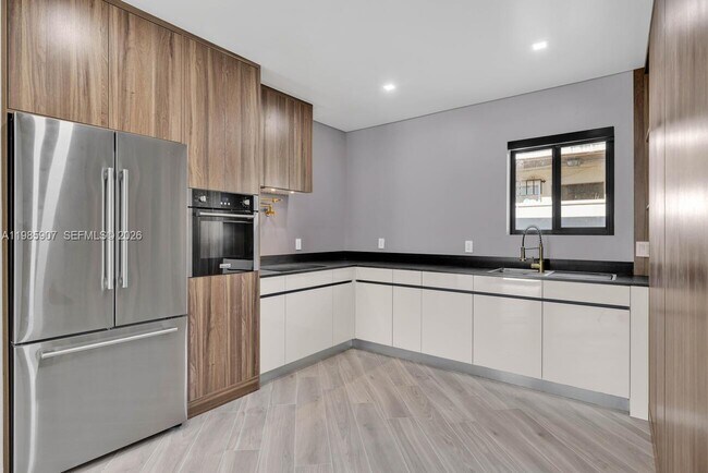 Foto del edificio - 8931 NE 2nd Ave