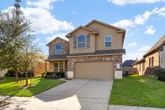 Building Photo - 8711 Alicia Dr