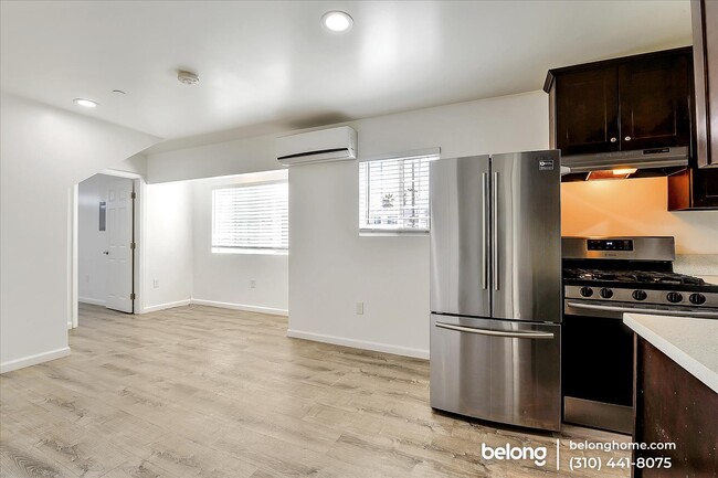 Foto del edificio - 1050 S Burlington Ave