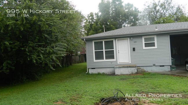 Building Photo - 995 Hickory