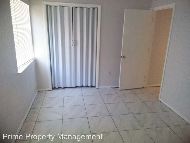 Foto del edificio - 229 Sharon Dr