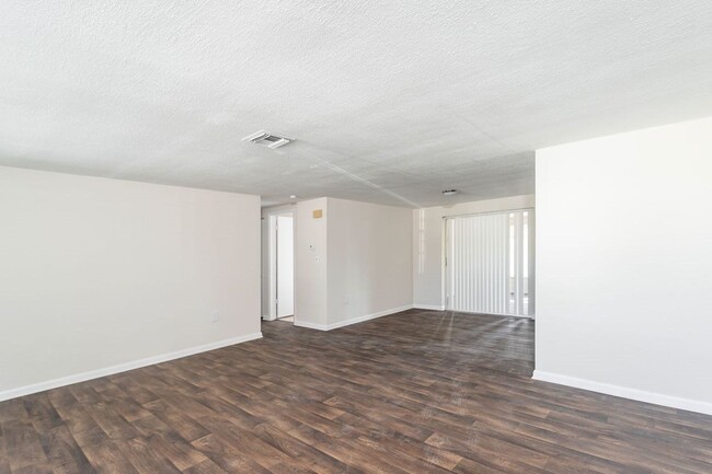 Foto del edificio - Spacious 3/2/1 in Port Richey