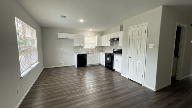 Foto del edificio - 312 De Haven St