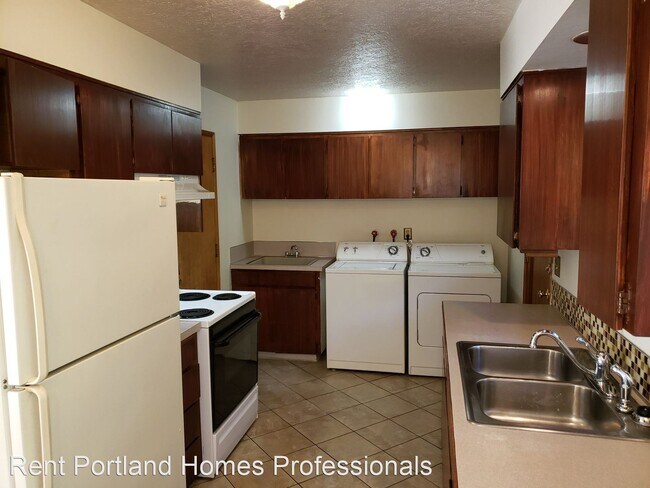 Building Photo - 2 br, 1 bath House - 2625 17th Place