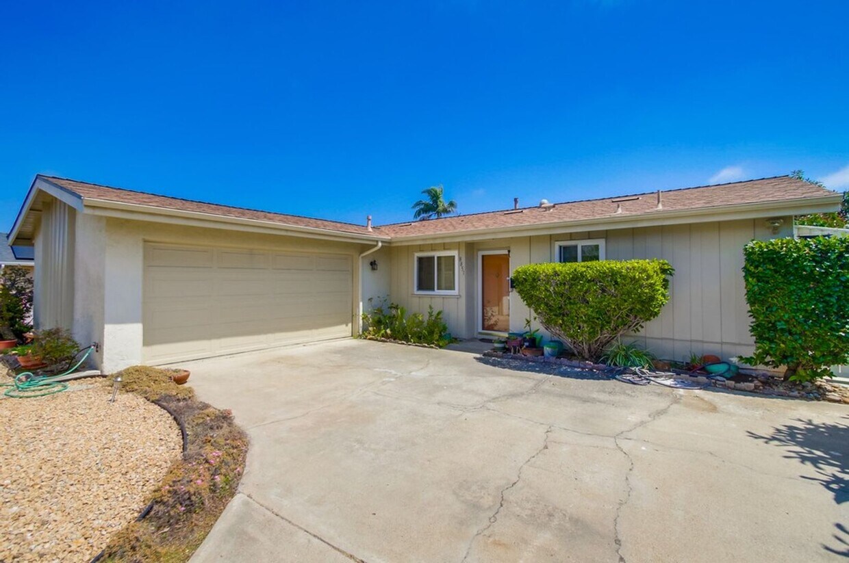 Foto principal - Charming 3 Bedroom Home in Serra Mesa