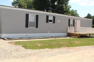 Building Photo - 450 Ridge Rd