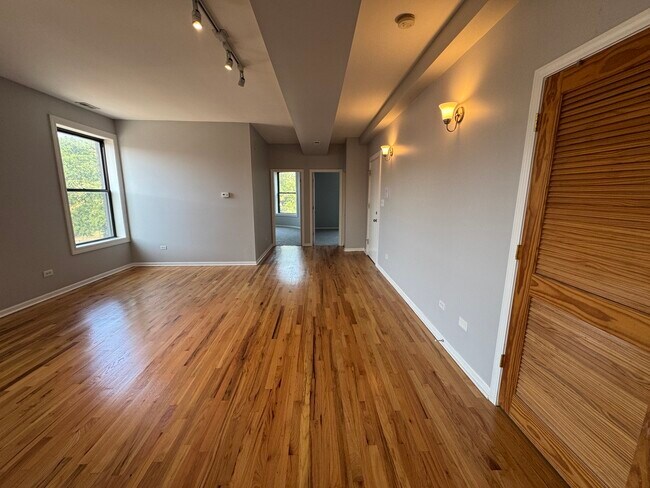 Foto del edificio - 5900 S King Dr