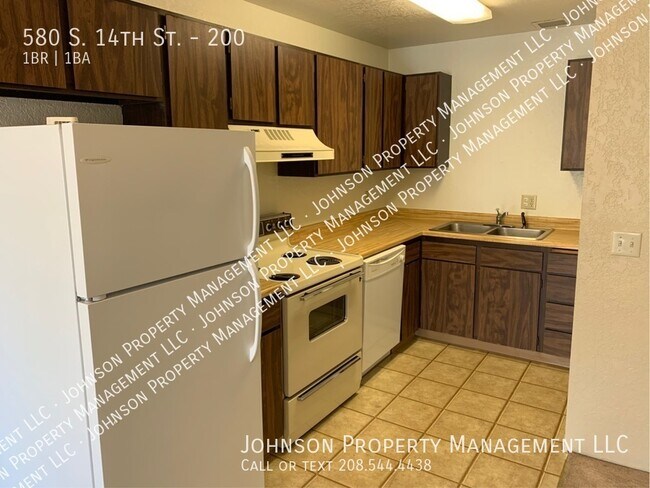 Foto del edificio - 580 S 14th St