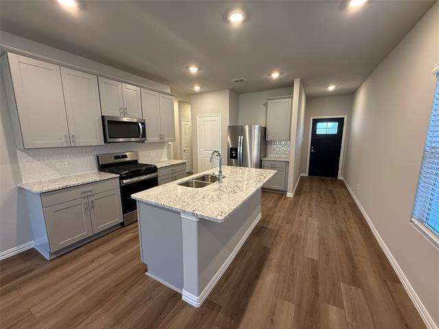 Foto del edificio - 512 Blanton St