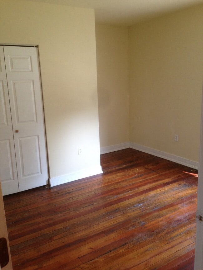 Photo - 1242 Parkwood Ave House